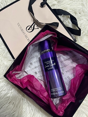 VİCTORİAS SECTET LOVE SPELL LUXE