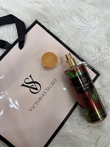 Victoria s Secret VİCTORİAS SECRET BARE VANİLLA NOİR