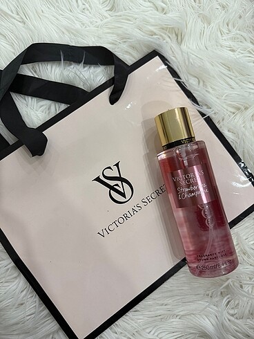 VİCTORİAS SECRET STRAWBERRİES VE CHAMPAGNE