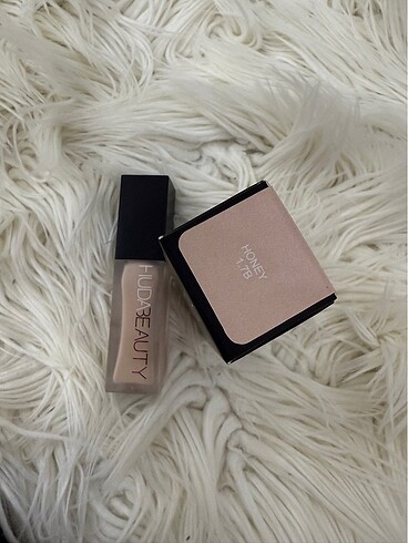 Beden HUDABEAUTY FONDETEN