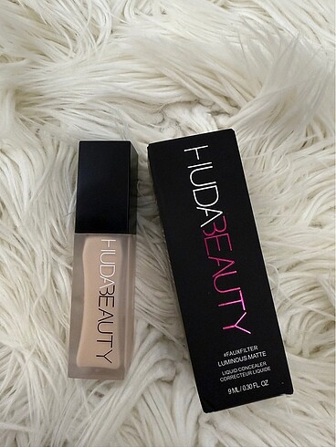 Huda Beauty HUDABEAUTY FONDETEN