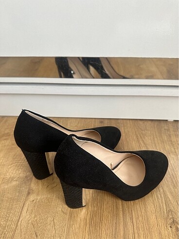 Zara Kalın Topuklu Ayakkabı (10 cm topuk)