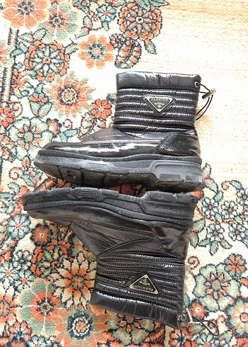 Tokalı Siyah Dolgu Topuklu Kadın Bot - Görsel 3