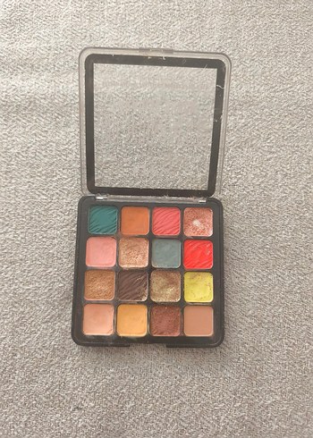 NYX Ultimate Paradise Shock Göz Farı Paleti - Görsel 2