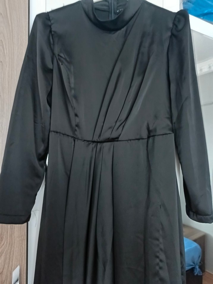 Uzun Siyah Drapeli Kadın Elbise - Görsel 2