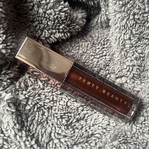 Fenty Beauty Hot Chocolit Gloss