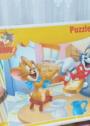Diğer Tom ve Jerry 100 Parça Çocuk Puzzle