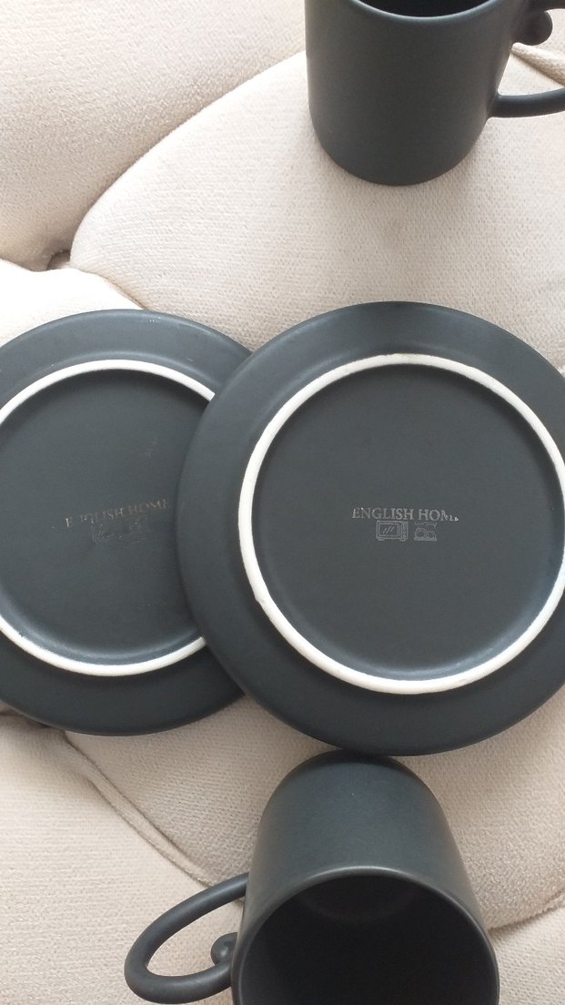 Mat Siyah Seramik Fincan ve Tabak Seti - Görsel 4