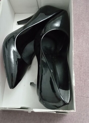Siyah rugan ayakkabı 