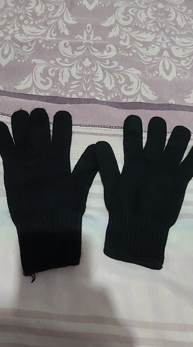 Erkek Çocuk Siyah Örgü Eldiven - Görsel 2