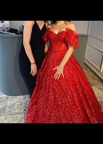 Parlak Kırmızı Straplez Dökümlü Abiye - Görsel 2