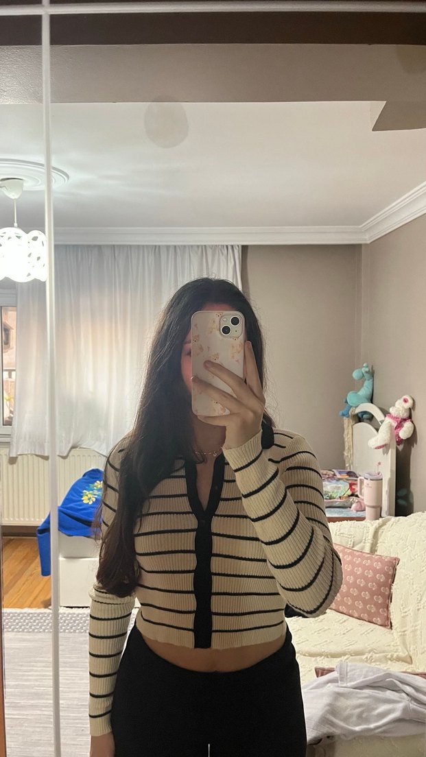 Bej Siyah Çizgili Triko Hırka - Görsel 3