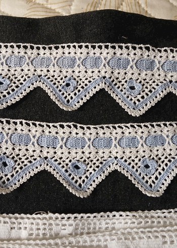 uzun serit dantrel ve iki adet havlu kenari - Görsel 9