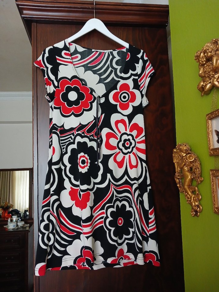 Renkli Desenli V Yaka elbise - Görsel 5