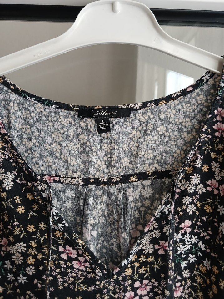 V Yaka Mini Renkli Elbise - Görsel 3