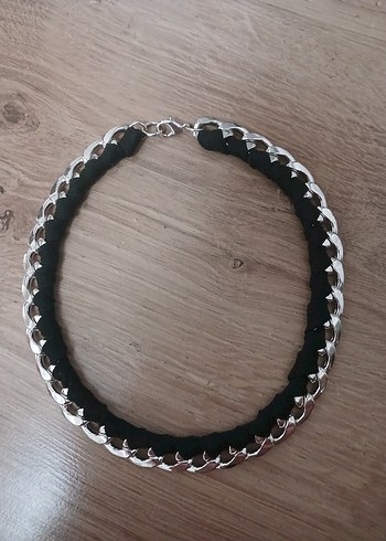 celik Zincir Detaylı Siyah Gotik Kolye - Görsel 2