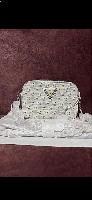 Orijinal sıfır guess çanta