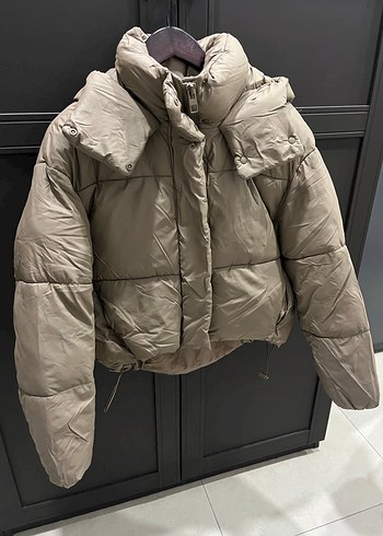 Düğmeli Kısa Kadın Kışlık Mont - Görsel 4