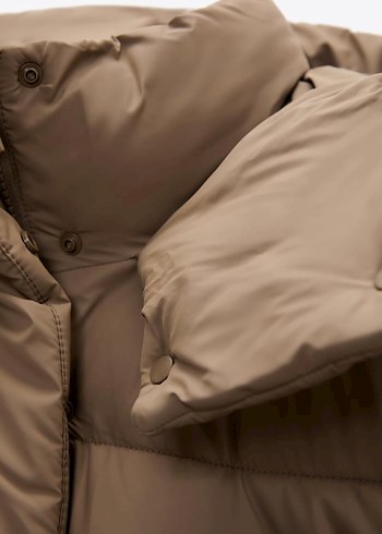 Düğmeli Kısa Kadın Kışlık Mont - Görsel 3