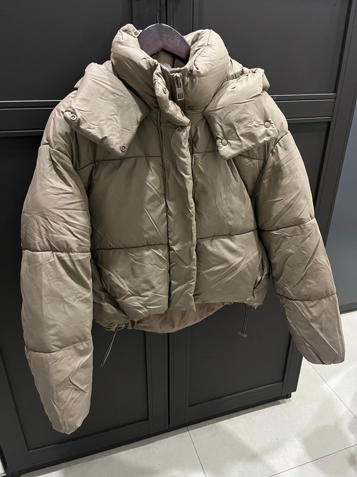 Düğmeli Kısa Kadın Kışlık Mont - Görsel 4