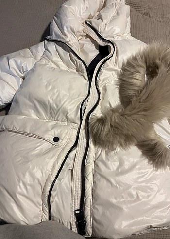 Beyaz Kürklü Kadın Kışlık Mont - Görsel 7