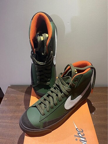 Nike Blazer Haki 43