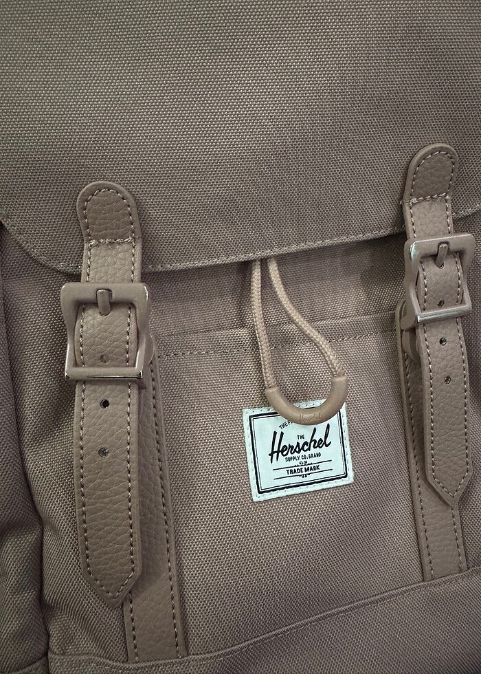 Herchel sırt çantası - Görsel 2