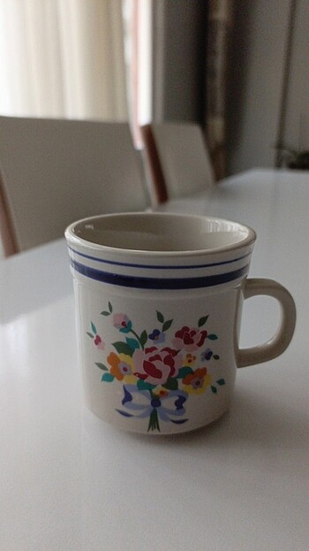 Nescafe fincanı