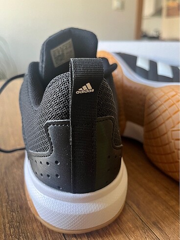 42 Beden siyah Renk Adidas Orjinal Sıfır Spor Koşu Ayakabı 42 Numara