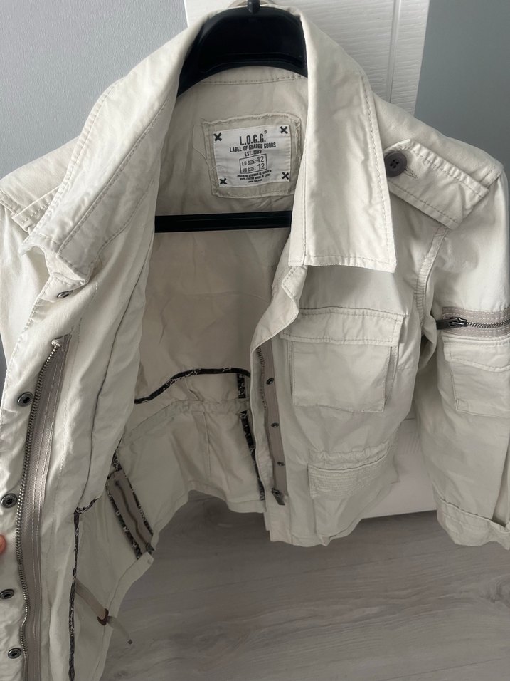 Düğmeli Beyaz Keten Kadın Ceket - Görsel 4