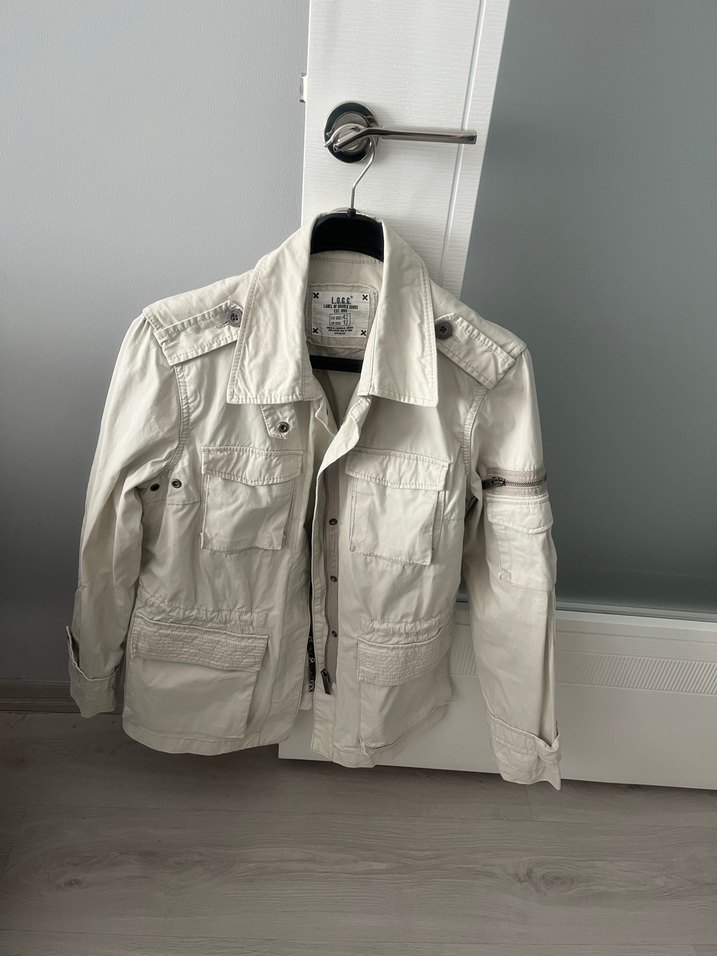 Düğmeli Beyaz Keten Kadın Ceket - Görsel 2