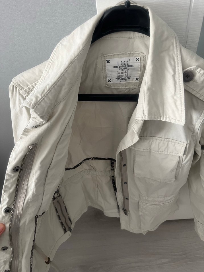 Düğmeli Beyaz Keten Kadın Ceket - Görsel 3