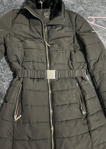 Kemerli Siyah Kışlık Kadın Mont - Görsel 4