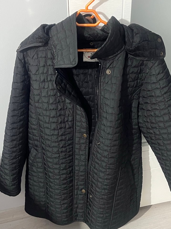 Düğmeli Siyah Kadın Midi Mont - Görsel 3