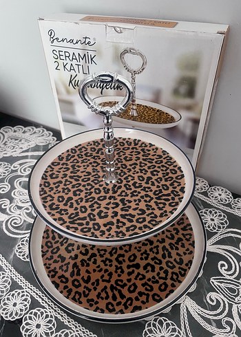 Parlak Kahverengi Leopar Desenli 2 Katlı Seramik Kurabiye Standı - Görsel 3