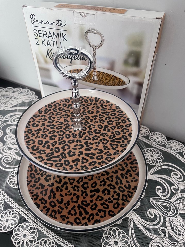 Parlak Kahverengi Leopar Desenli 2 Katlı Seramik Kurabiye Standı - Görsel 4