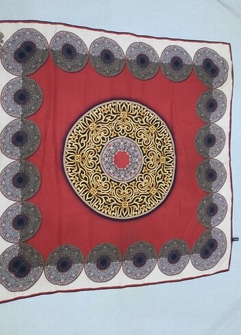 Silkhome markalı 0 ipek twil eşarp 
