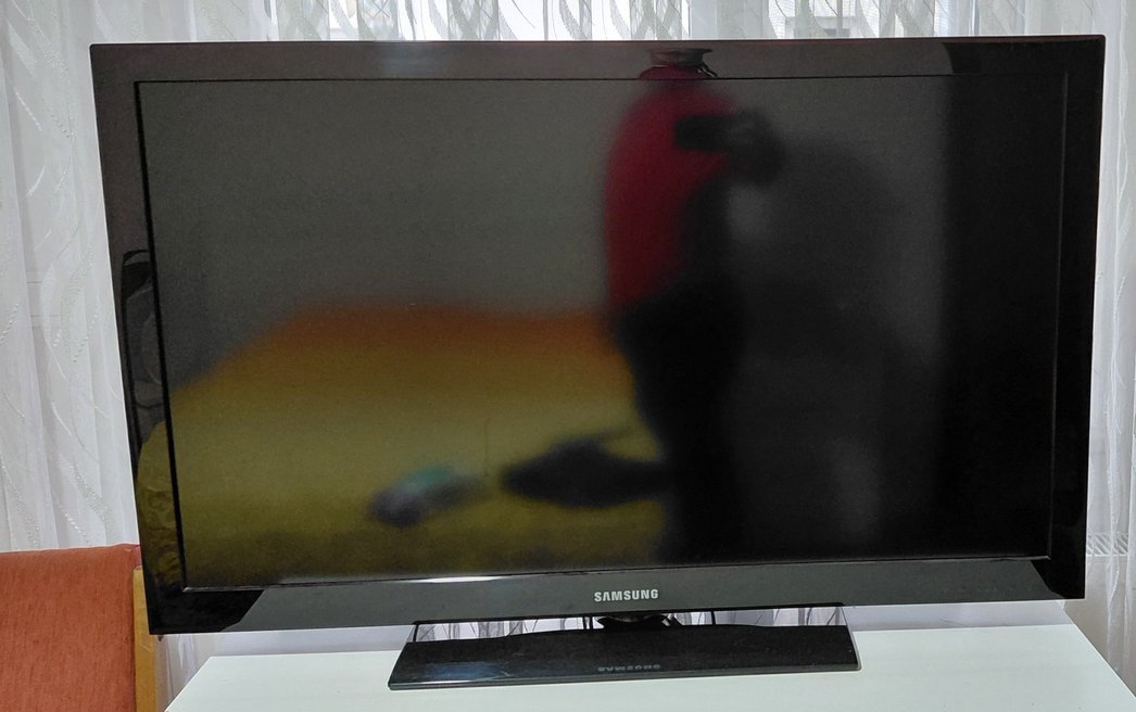 siyah Samsung tv CE Sertifikalı - Görsel 2