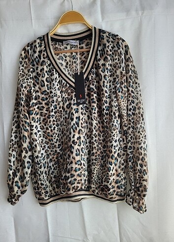 Leopar desenli şifon bluz