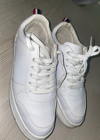 38 Beden beyaz Renk Beyaz Kadın Spor Ayakkabı Velcro Detaylı