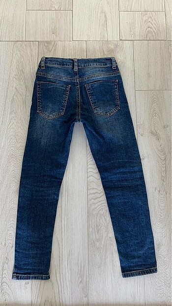 7 Yaş Beden Lc wakiki 7-8 yaş jean pantolon kot pantolon