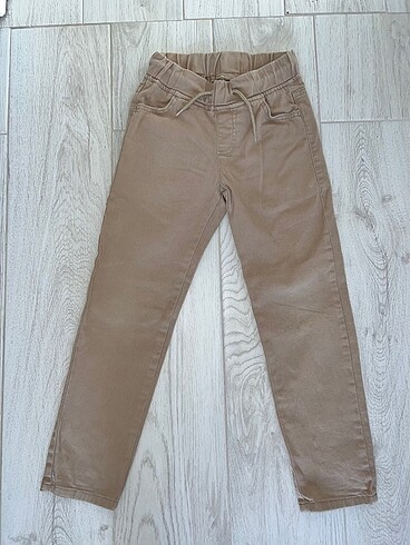 7 Yaş Beden camel Renk Lc wakiki 7-8 yaş pantolon