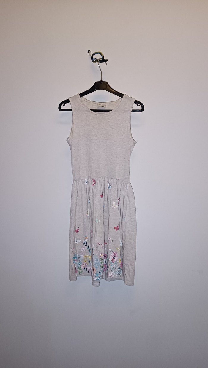 Gri Nakışlı Kolsuz Kız Çocuk Elbisesi - Görsel 2