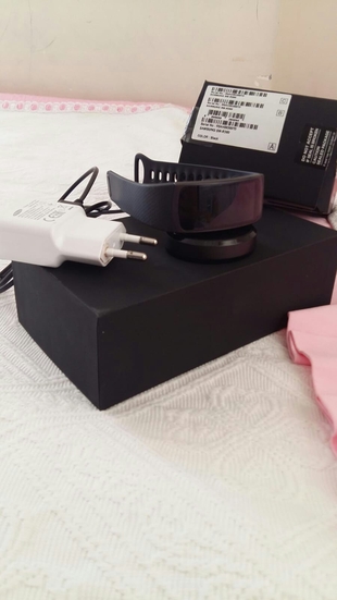 Samsung Gear digital saat 