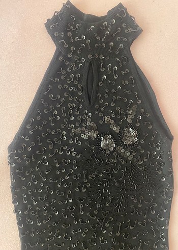 Boncuk İşlemeli Siyah body