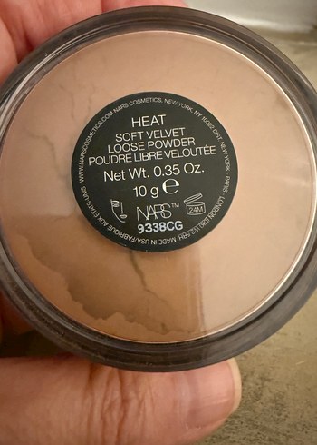NARS Bej Pudra renk Heat sadece denedim renk bugday ve esmerlere - Görsel 2