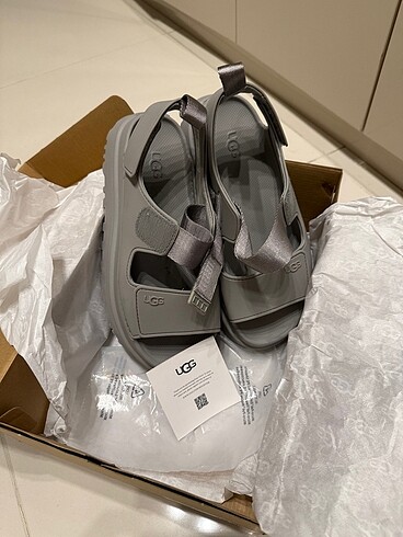 40 Beden gri Renk Orijinal Ugg platform sandalet