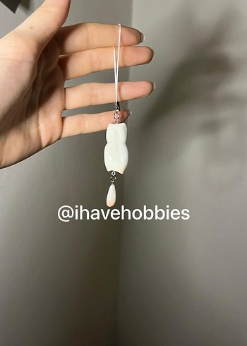 Sallanan kuyruklu kedi charm - Görsel 2