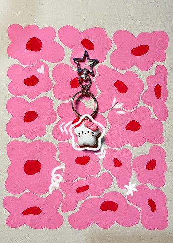 Hello kitty Pembe Yıldızlı Fiyonk Detaylı Anahtarlık