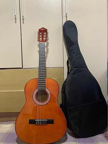 LC3600 model 3/4 Hiç kullanılmamış klasik gitar